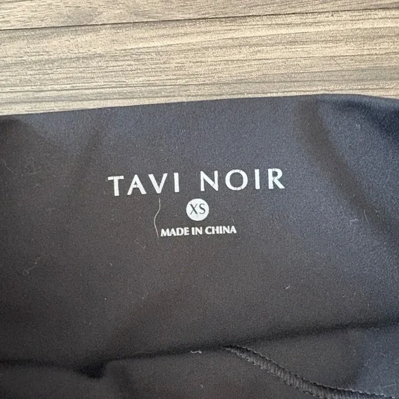 Tavi Noir HIGH WAISTED 7/8 TIGHTS YGA PANTS BLACK XS - Picture 3 of 7